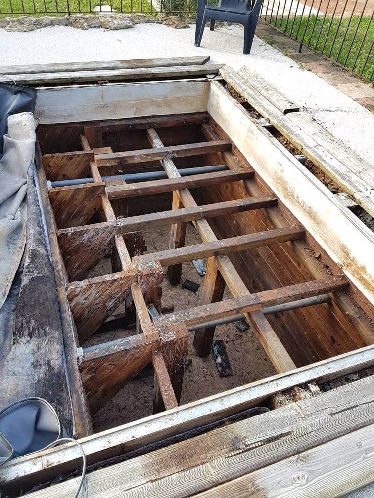 Réparation sur piscine en bois sur Valbonne