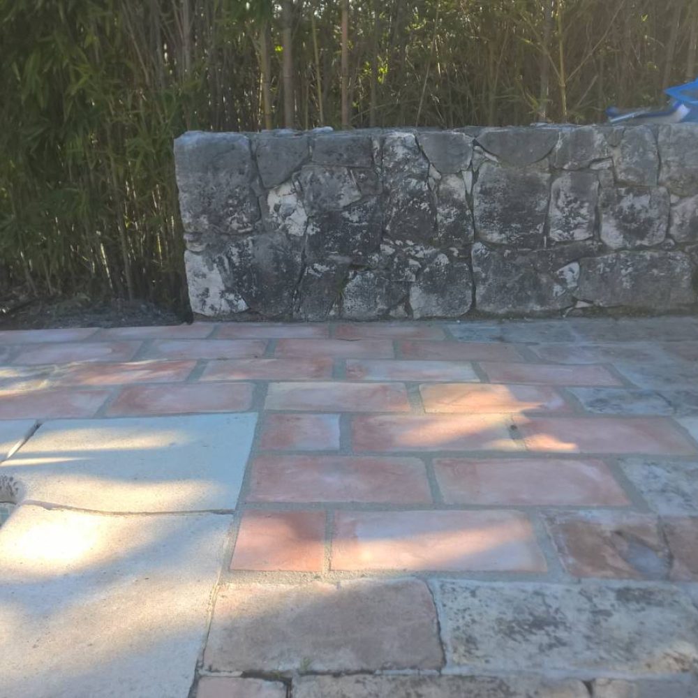 Rénovation margelle et dallage de piscine vers Biot